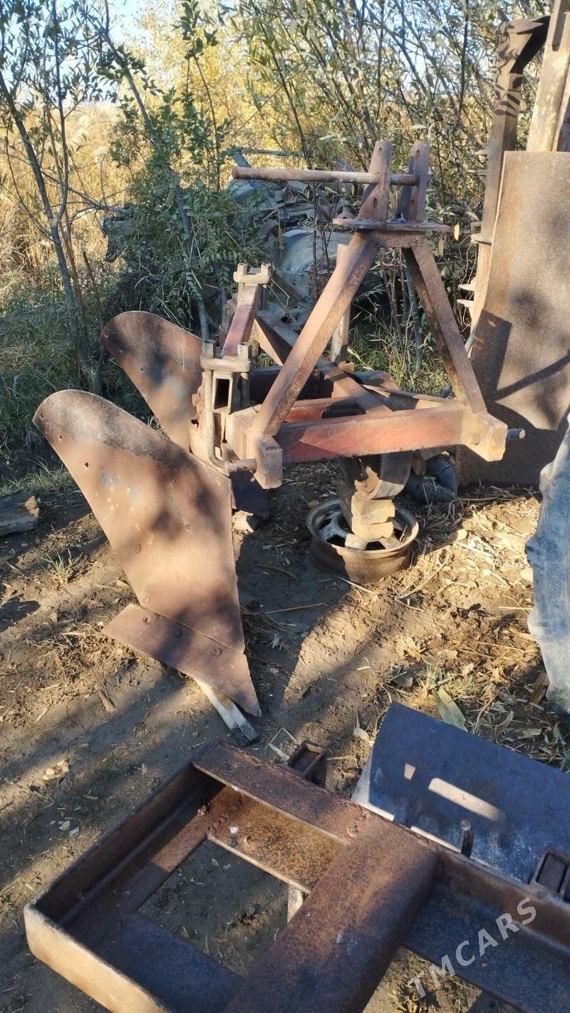 MTZ T-28 1995 - 50 000 TMT - Шабатский этрап - img 9