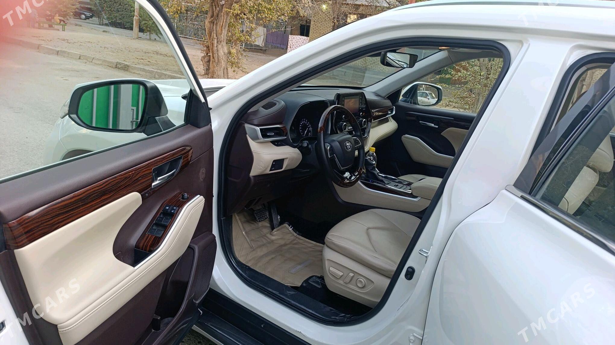 Toyota Highlander 2020 - 580 000 TMT - Мары - img 6