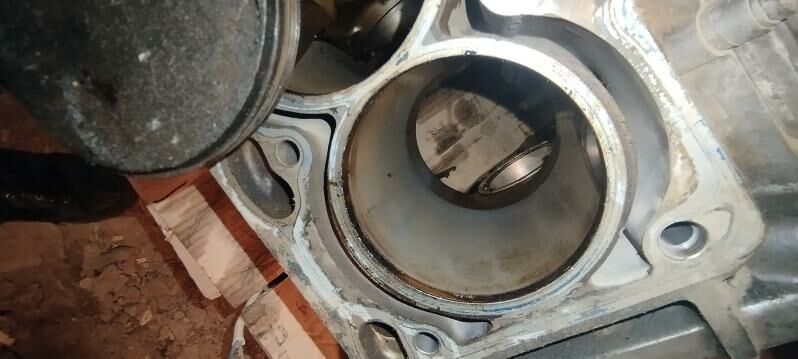 BMW 745 valvatronik blok porşe 2 500 TMT - Мары - img 4