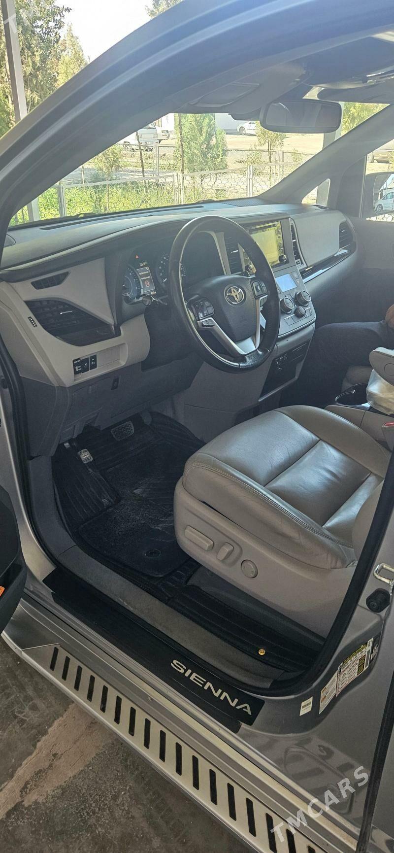 Toyota Sienna 2020 - 470 000 TMT - Aşgabat - img 6