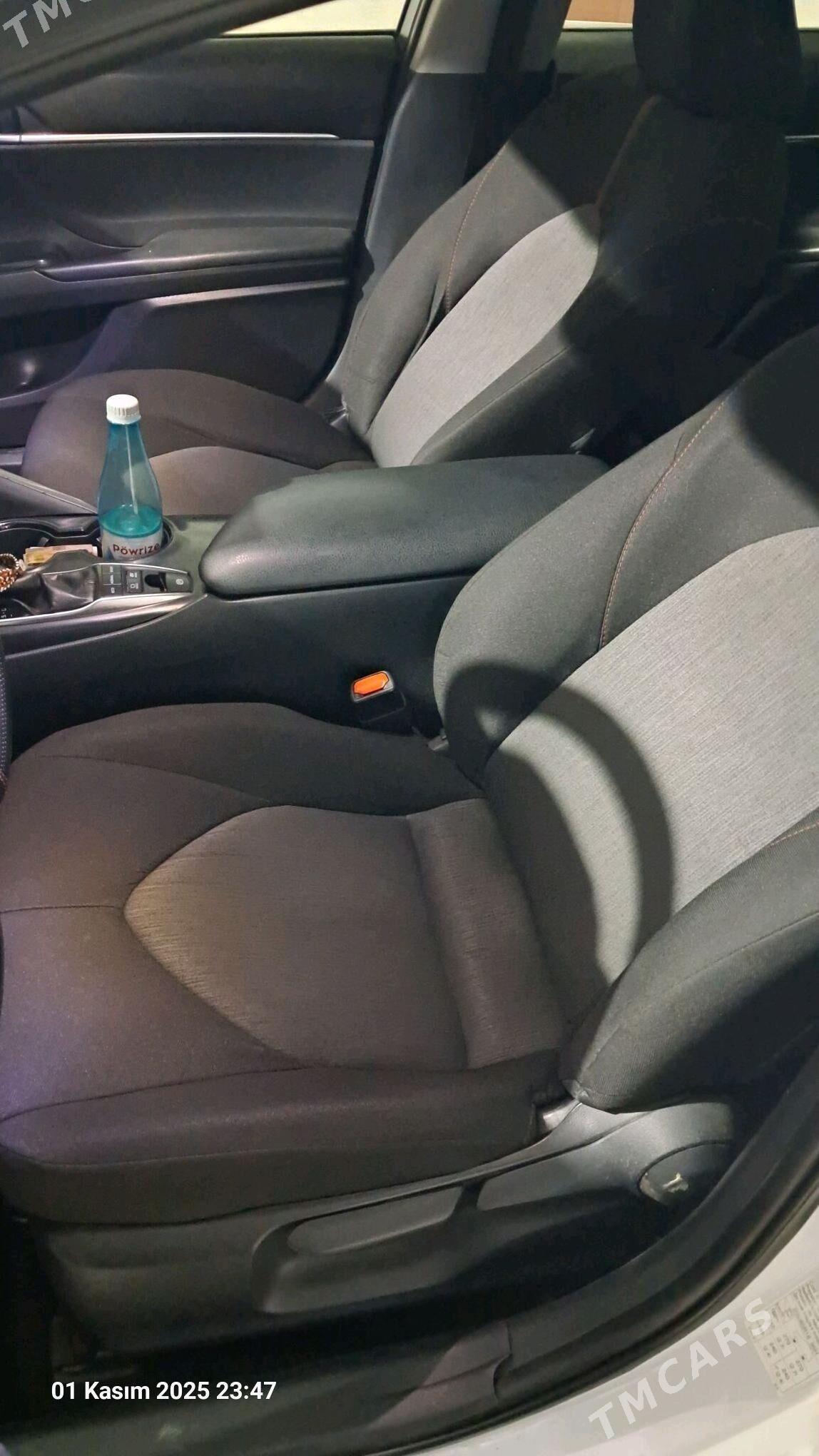 Toyota Camry Hybrid 2019 - 240 000 TMT - Gökdepe - img 9