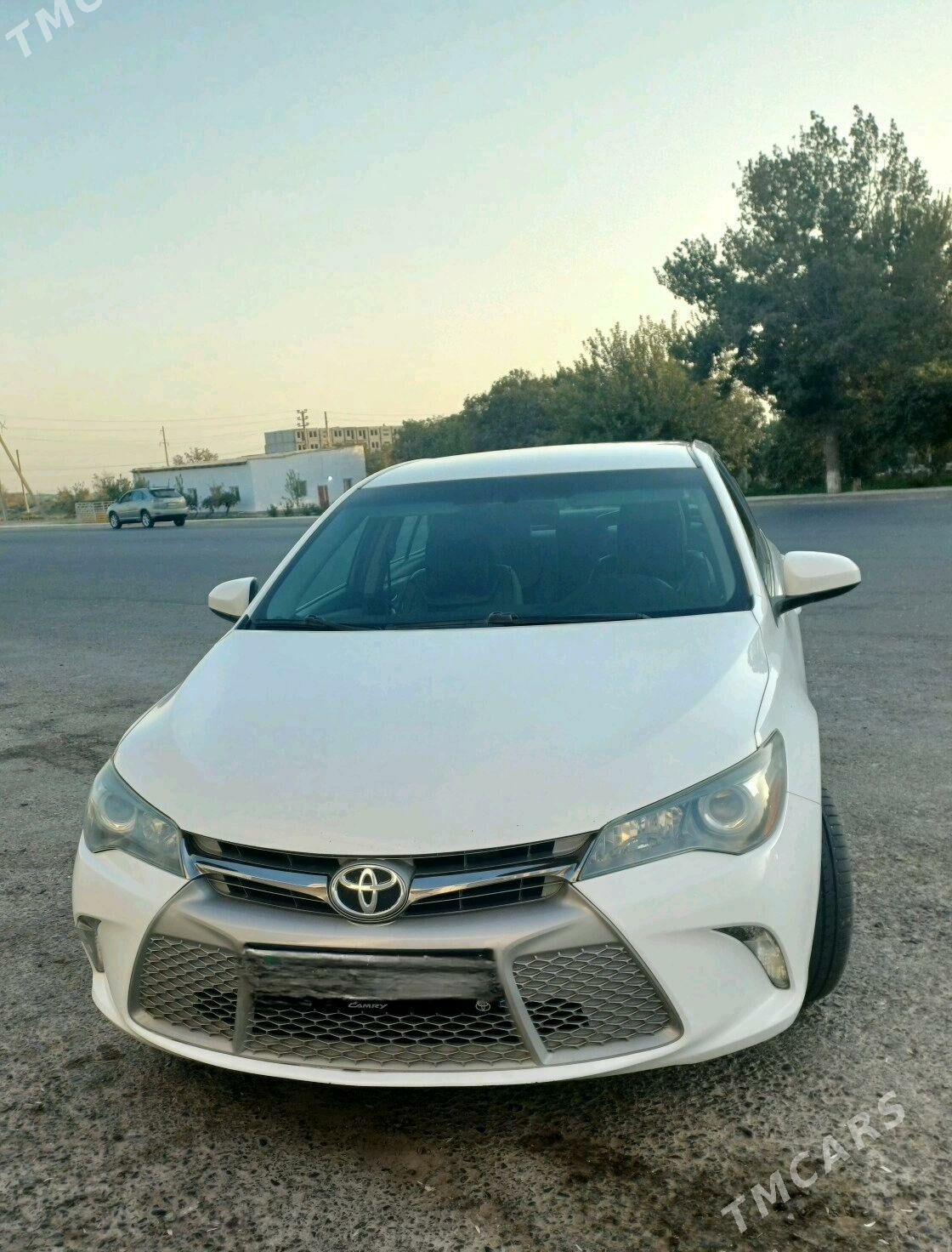 Toyota Camry 2016 - 275 000 TMT - Baýramaly - img 2