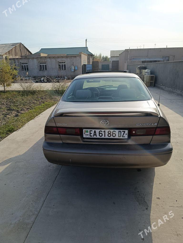 Toyota Camry 1999 - 127 000 TMT - Köneürgenç - img 5