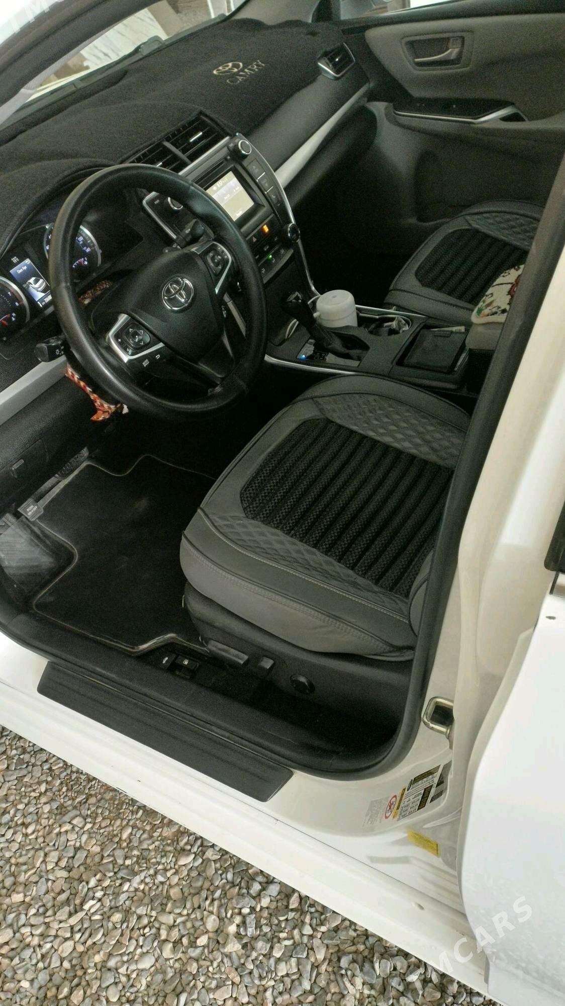 Toyota Camry 2016 - 275 000 TMT - Baýramaly - img 6