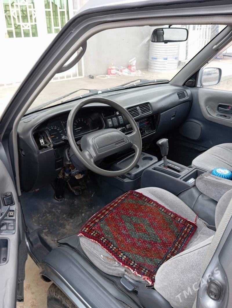 Toyota Town Ace 1996 - 70 000 TMT - Köneürgenç - img 3