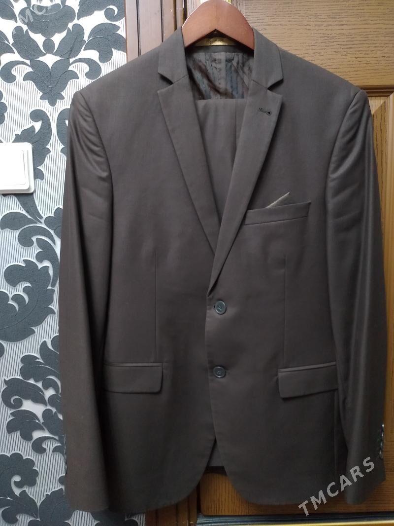 kastyum кастюм - Balkanabat - img 1