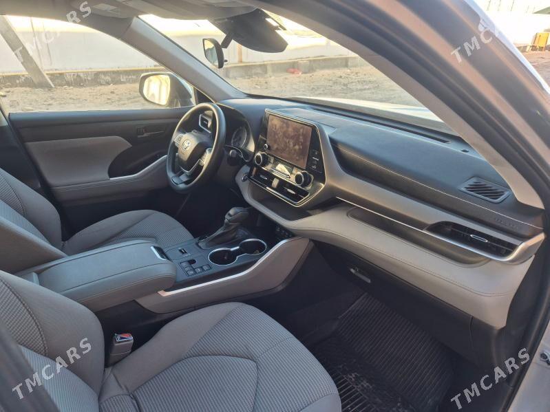 Toyota Highlander 2023 - 470 000 TMT - Дянев - img 4