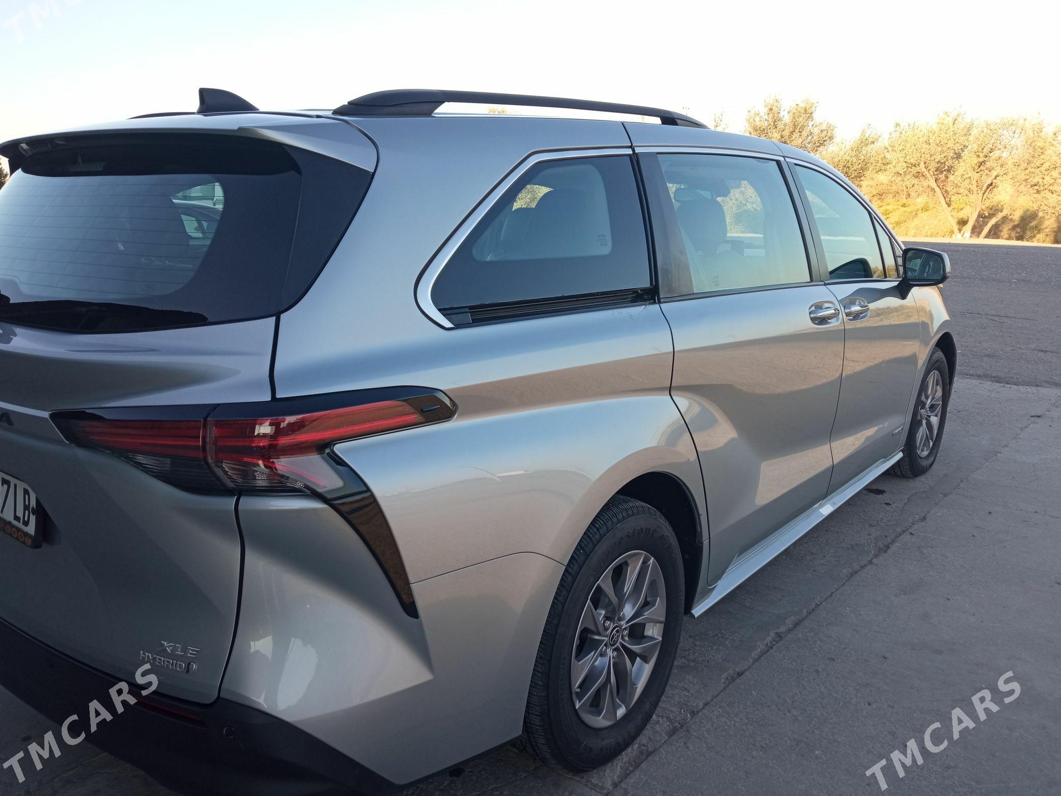 Toyota Sienna 2021 - 480 000 TMT - Дянев - img 6