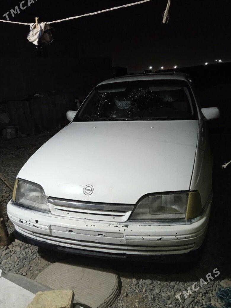 Opel Omega 1999 - 19 000 TMT - Кака - img 3