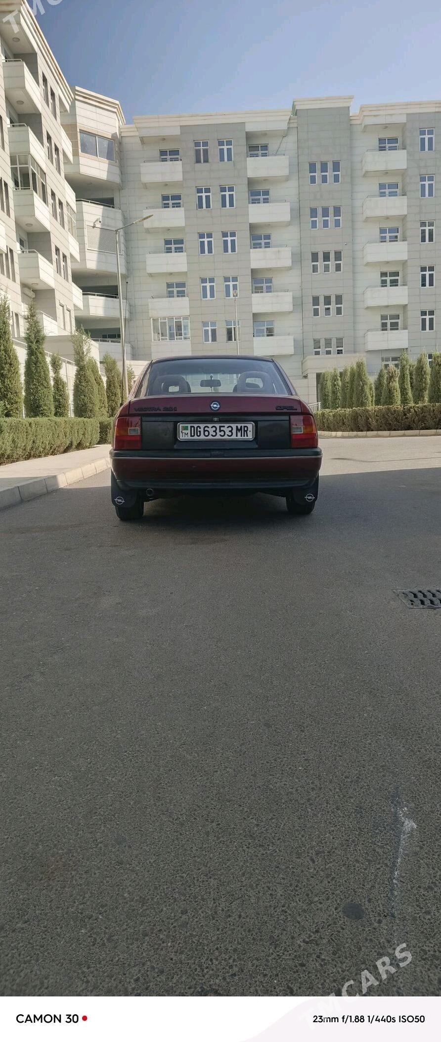 Opel Vectra 1989 - 33 000 TMT - Мары - img 1