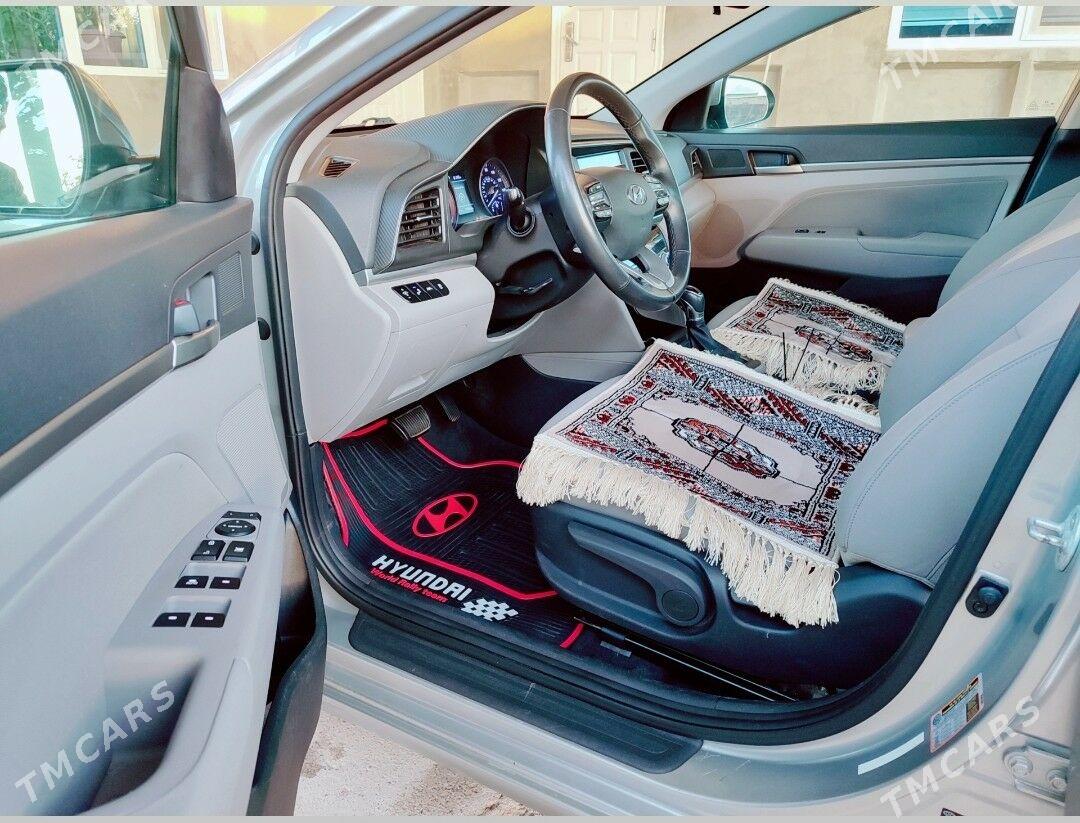 Hyundai Elantra 2020 - 225 000 TMT - Tejen - img 7