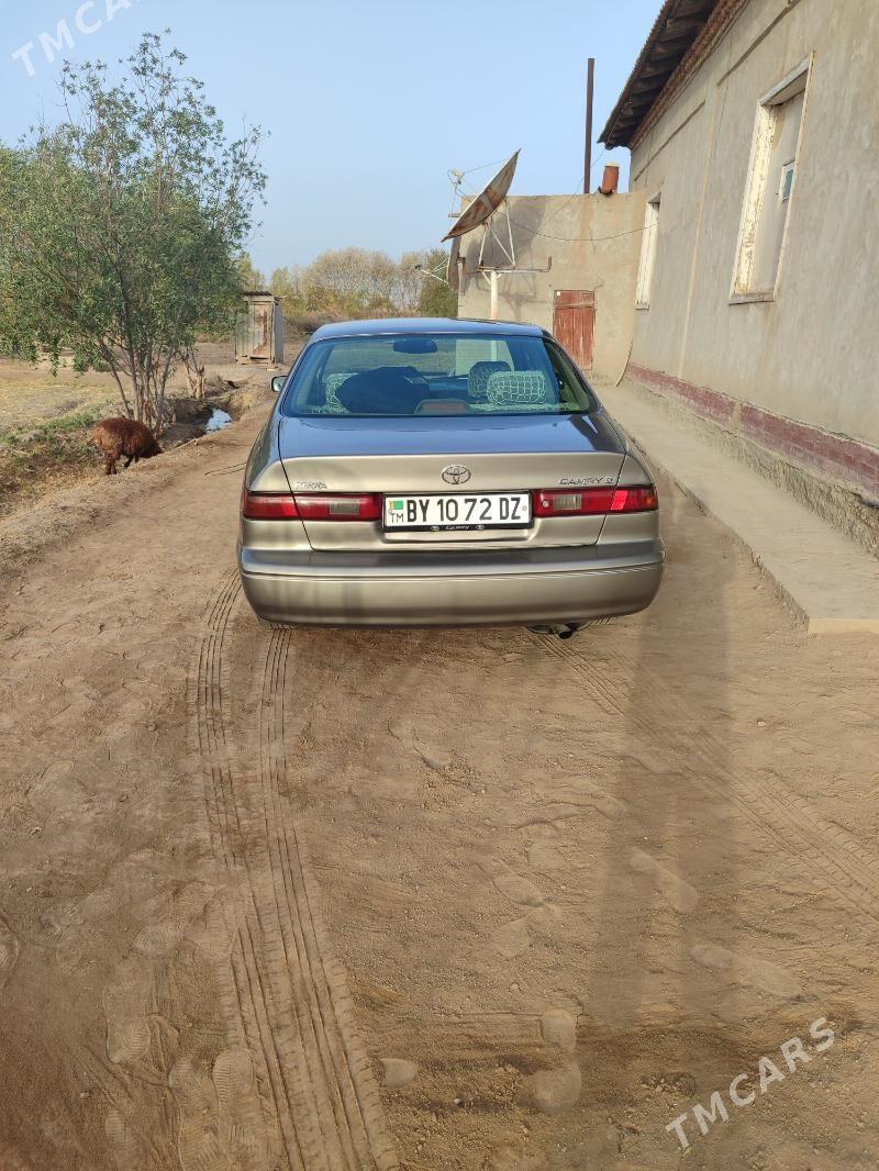 Toyota Camry 1999 - 140 000 TMT - етр. Туркменбаши - img 5