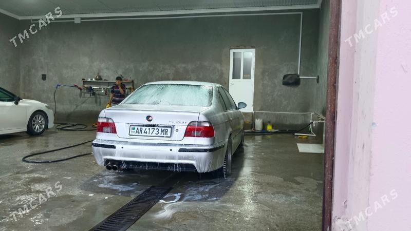 BMW E39 2002 - 151 000 TMT - Мары - img 5