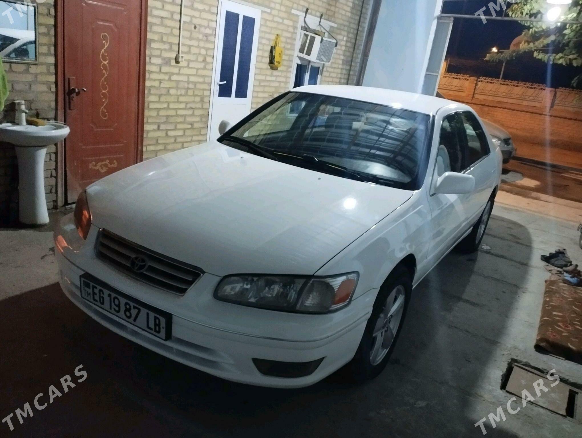 Toyota Camry 2000 - 130 000 TMT - Туркменабат - img 2