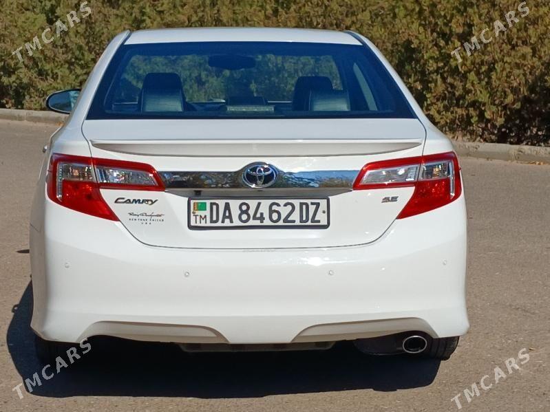 Toyota Camry 2012 - 250 000 TMT - Дашогуз - img 4