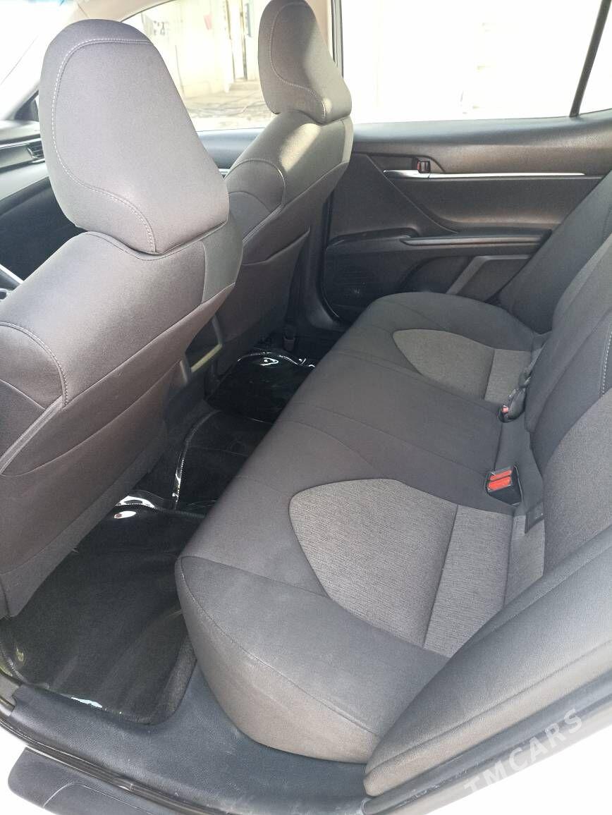 Toyota Camry 2021 - 290 000 TMT - Büzmeýin - img 6