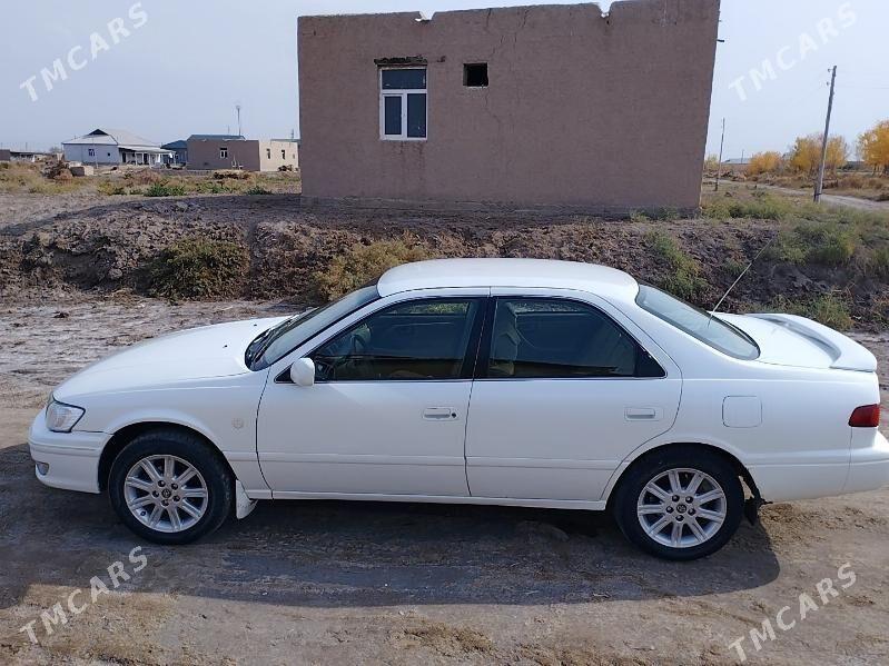 Toyota Camry 2000 - 138 000 TMT - Кёнеургенч - img 9