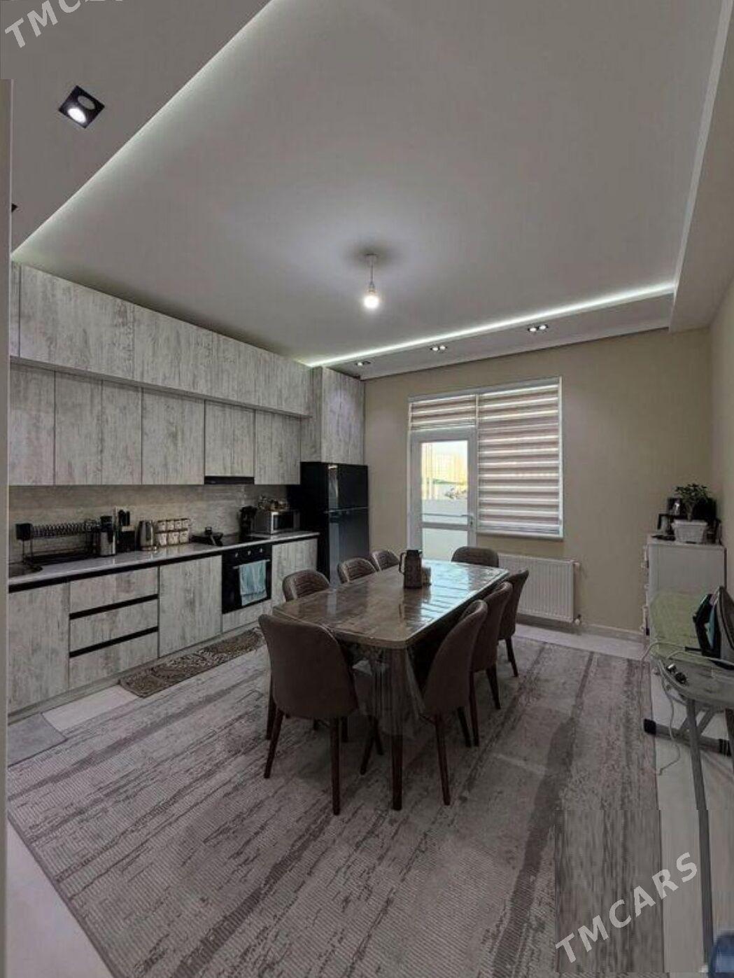 (2629)-MIR8 SOŇKY AÇYLAN 2-KOMNAT 1-ETAJ RAHMAN - Мир 8 - img 4