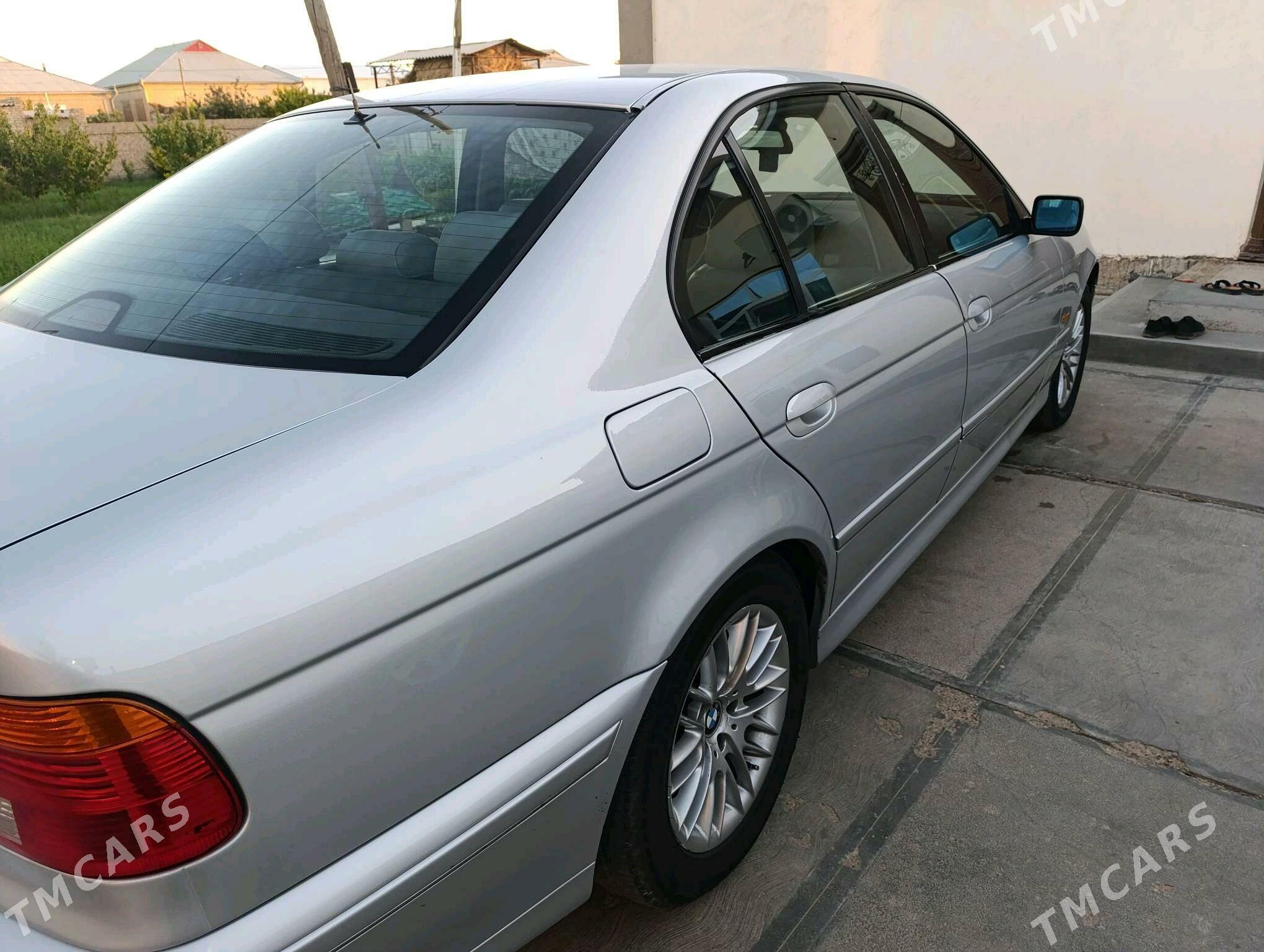 BMW E39 2003 - 140 000 TMT - Мары - img 8