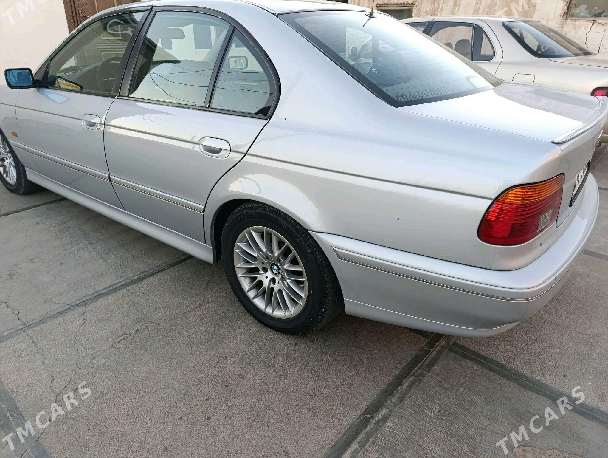BMW E39 2003 - 140 000 TMT - Мары - img 7