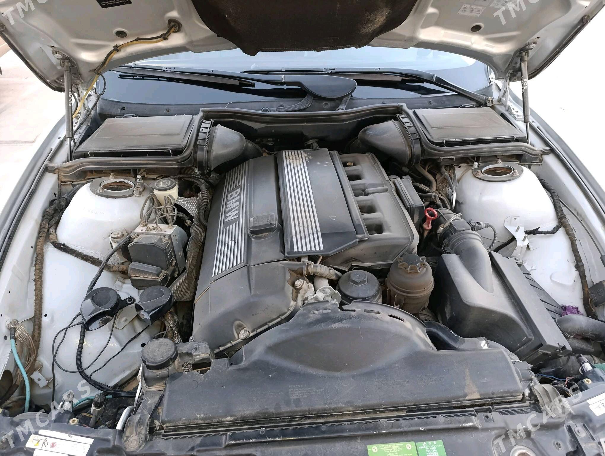 BMW E39 2003 - 140 000 TMT - Мары - img 5