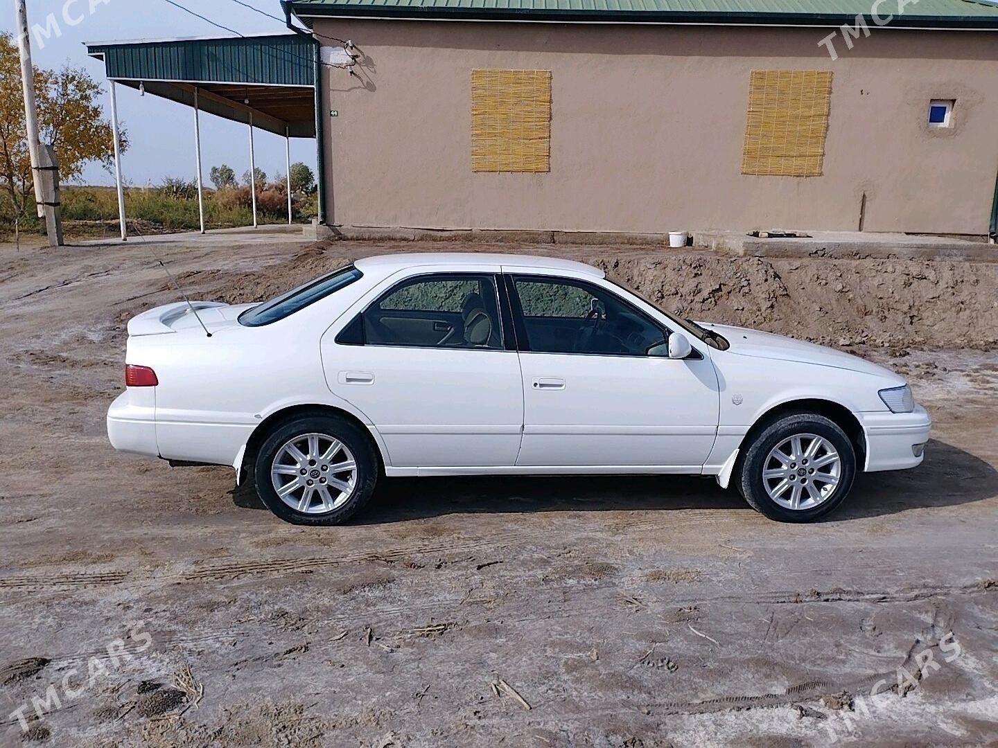 Toyota Camry 2000 - 138 000 TMT - Кёнеургенч - img 8