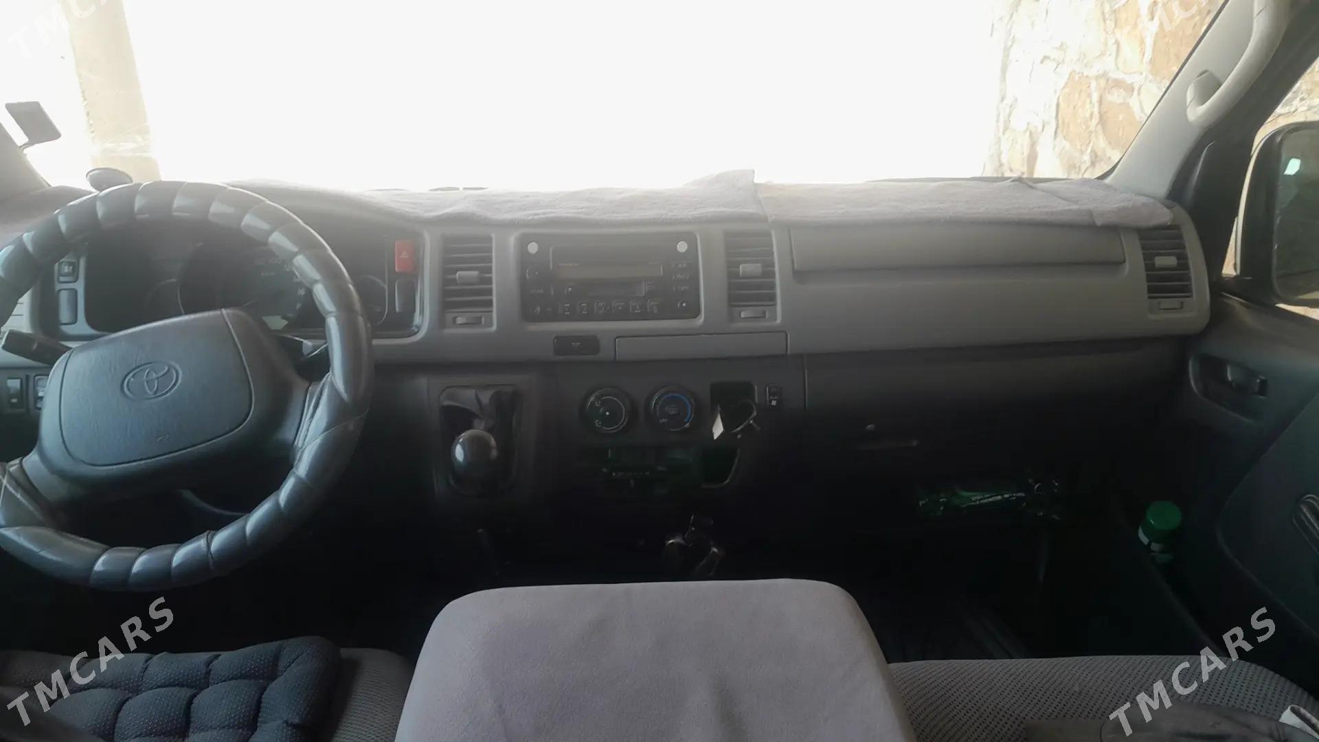 Toyota Hiace 2007 - 205 000 TMT - Balkanabat - img 3