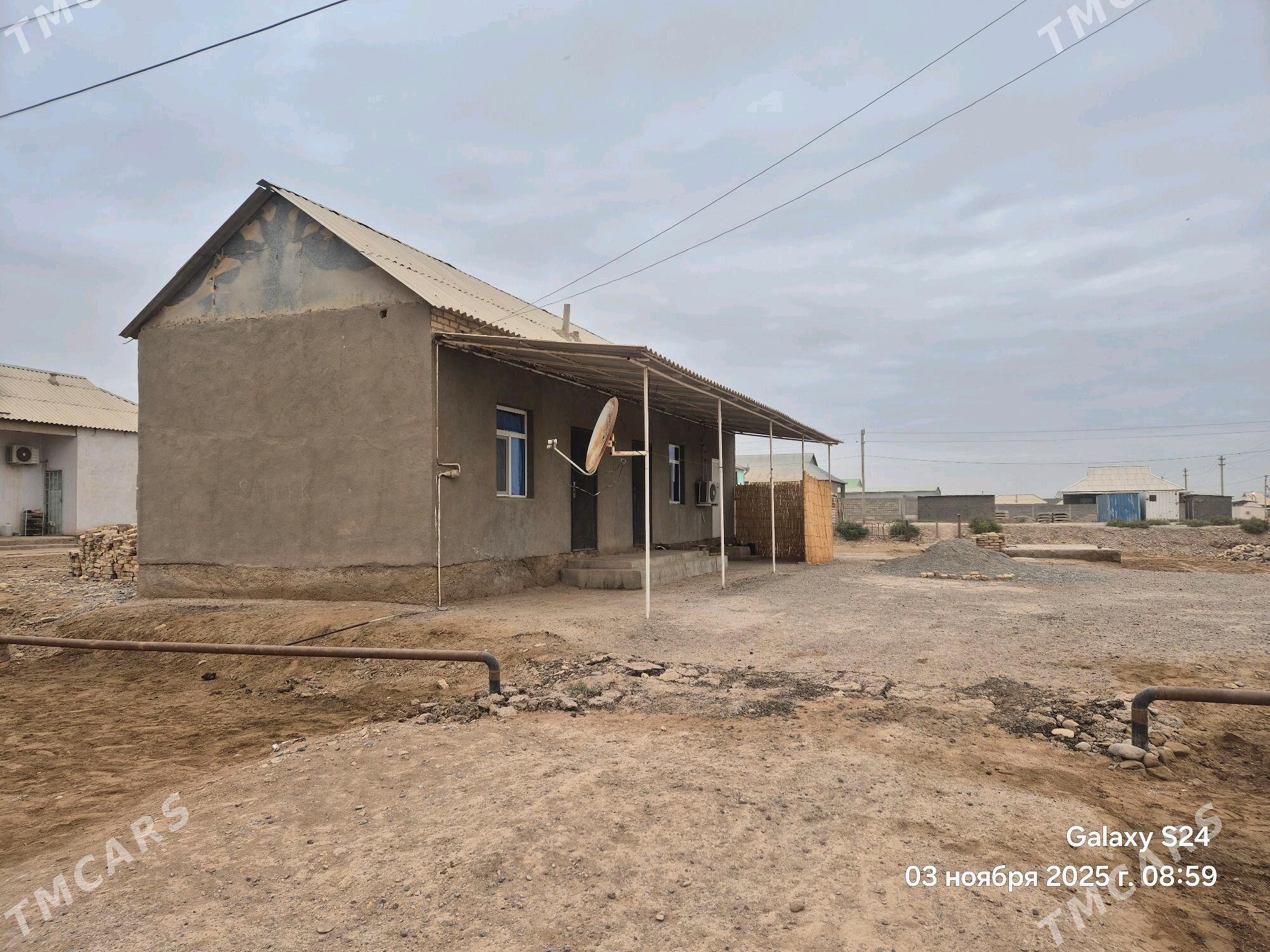 Satlyk jaý - Теджен - img 2