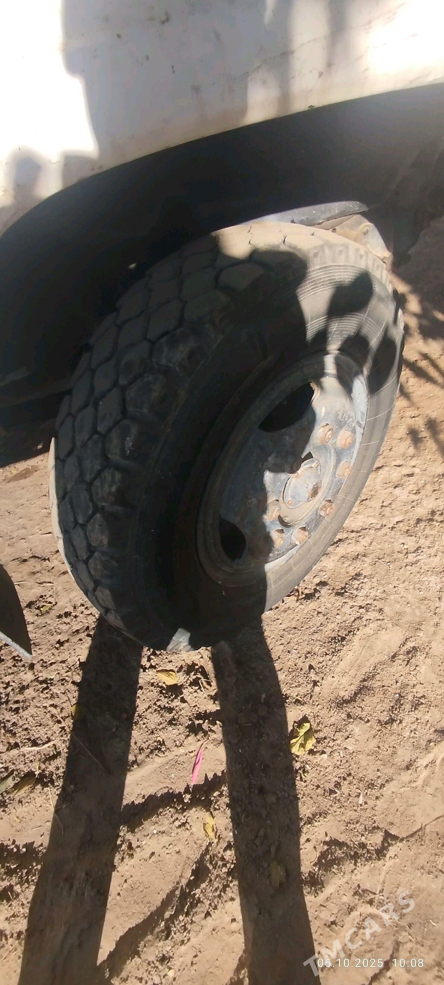 Zil 157 1988 - 63 000 TMT - Gurbansoltan Eje - img 3