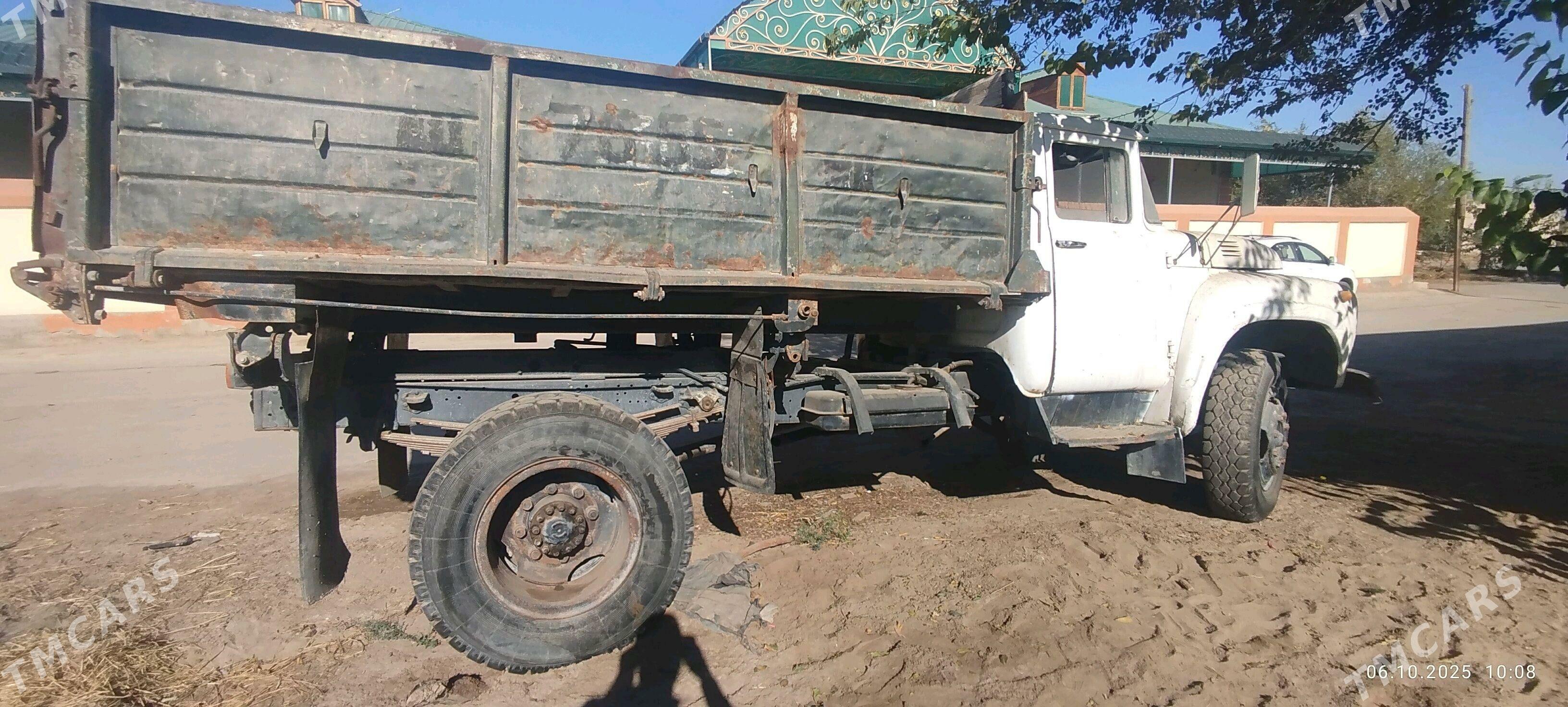 Zil 157 1988 - 63 000 TMT - Gurbansoltan Eje - img 2