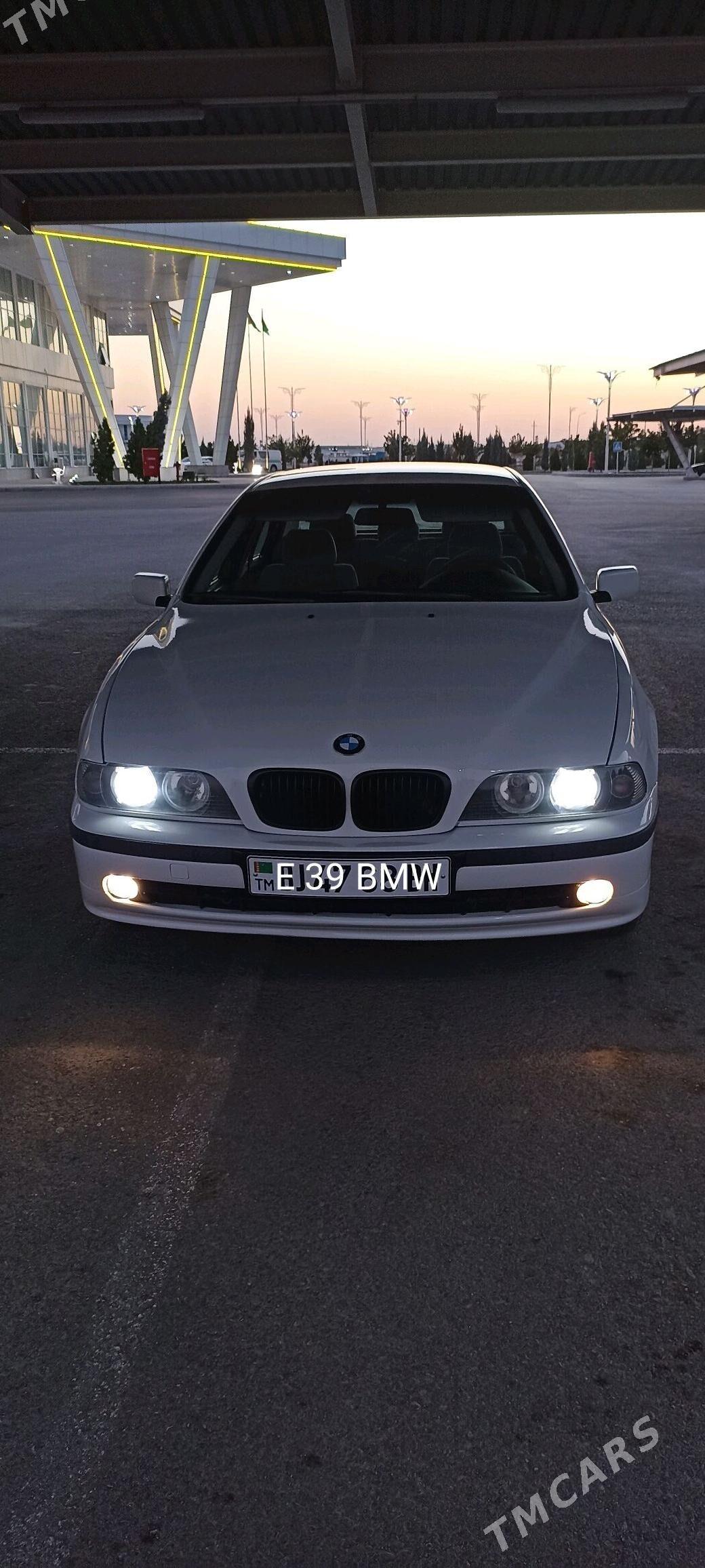 BMW E39 1998 - 110 000 TMT - Балканабат - img 1