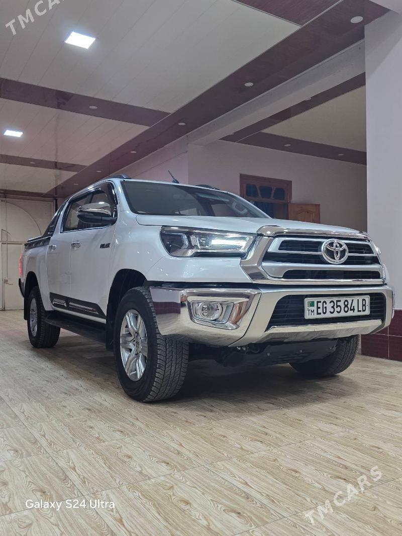Toyota Hilux 2025 - 635 000 TMT - Туркменабат - img 6