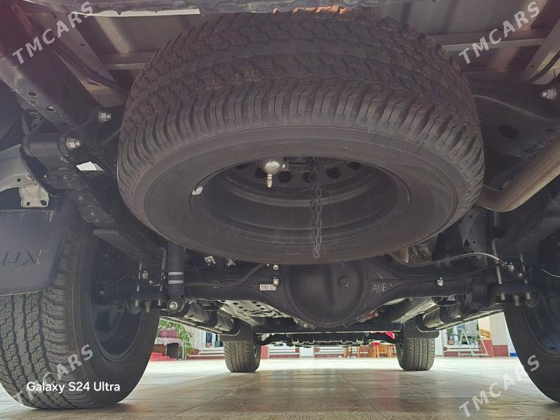 Toyota Hilux 2025 - 635 000 TMT - Туркменабат - img 8