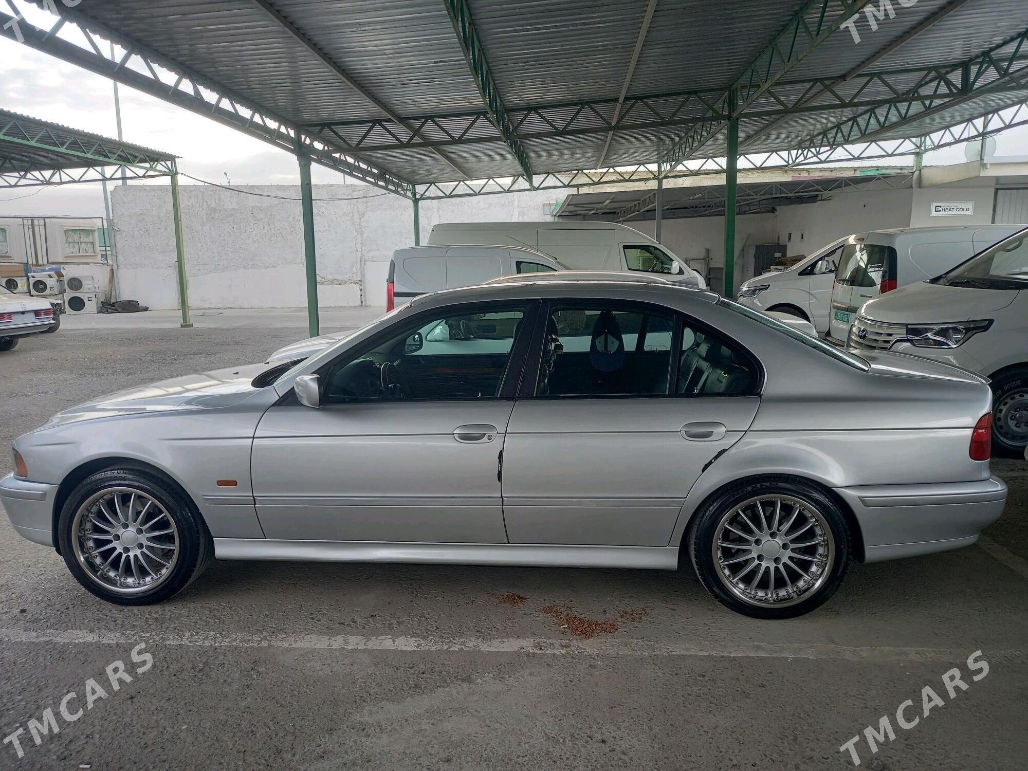 BMW E39 1999 - 110 000 TMT - Ашхабад - img 1