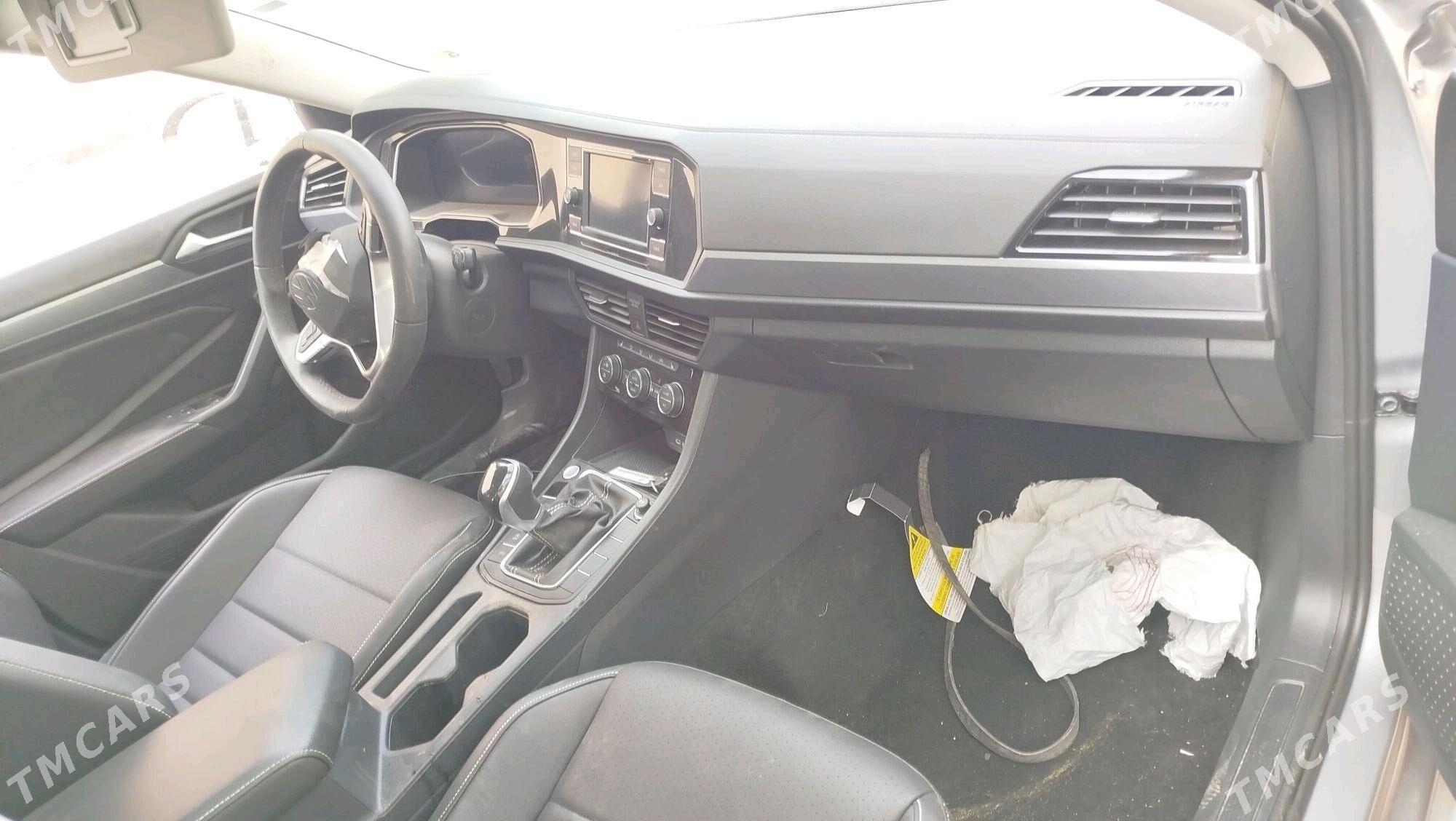 Volkswagen Jetta 2024 - 215 000 TMT - Гуртли - img 2