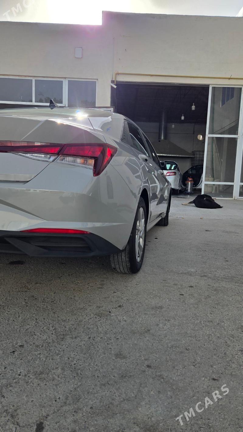 Hyundai Elantra 2021 - 274 000 TMT - Türkmenabat - img 4