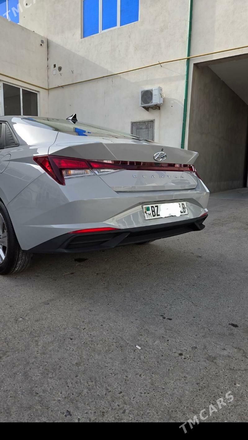 Hyundai Elantra 2021 - 274 000 TMT - Türkmenabat - img 7