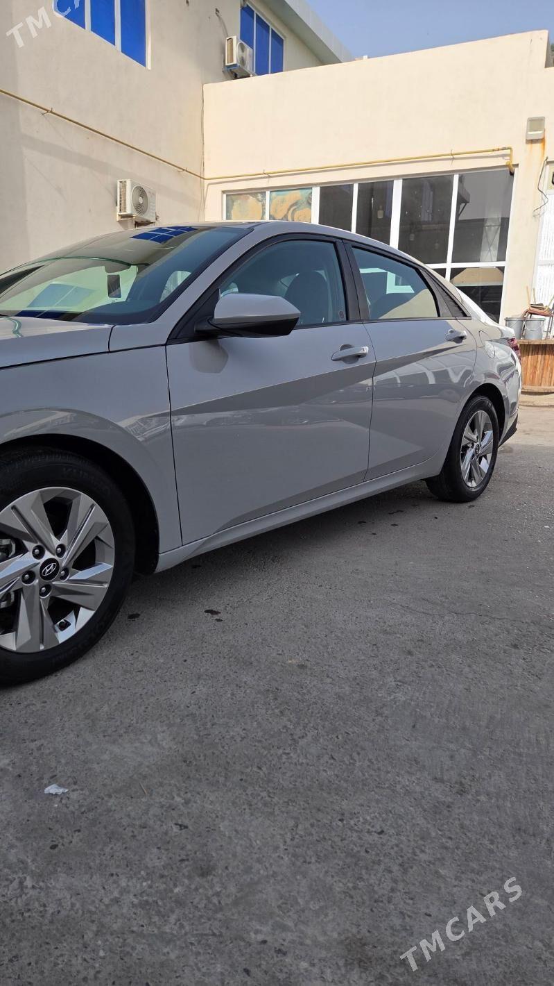 Hyundai Elantra 2021 - 274 000 TMT - Türkmenabat - img 6