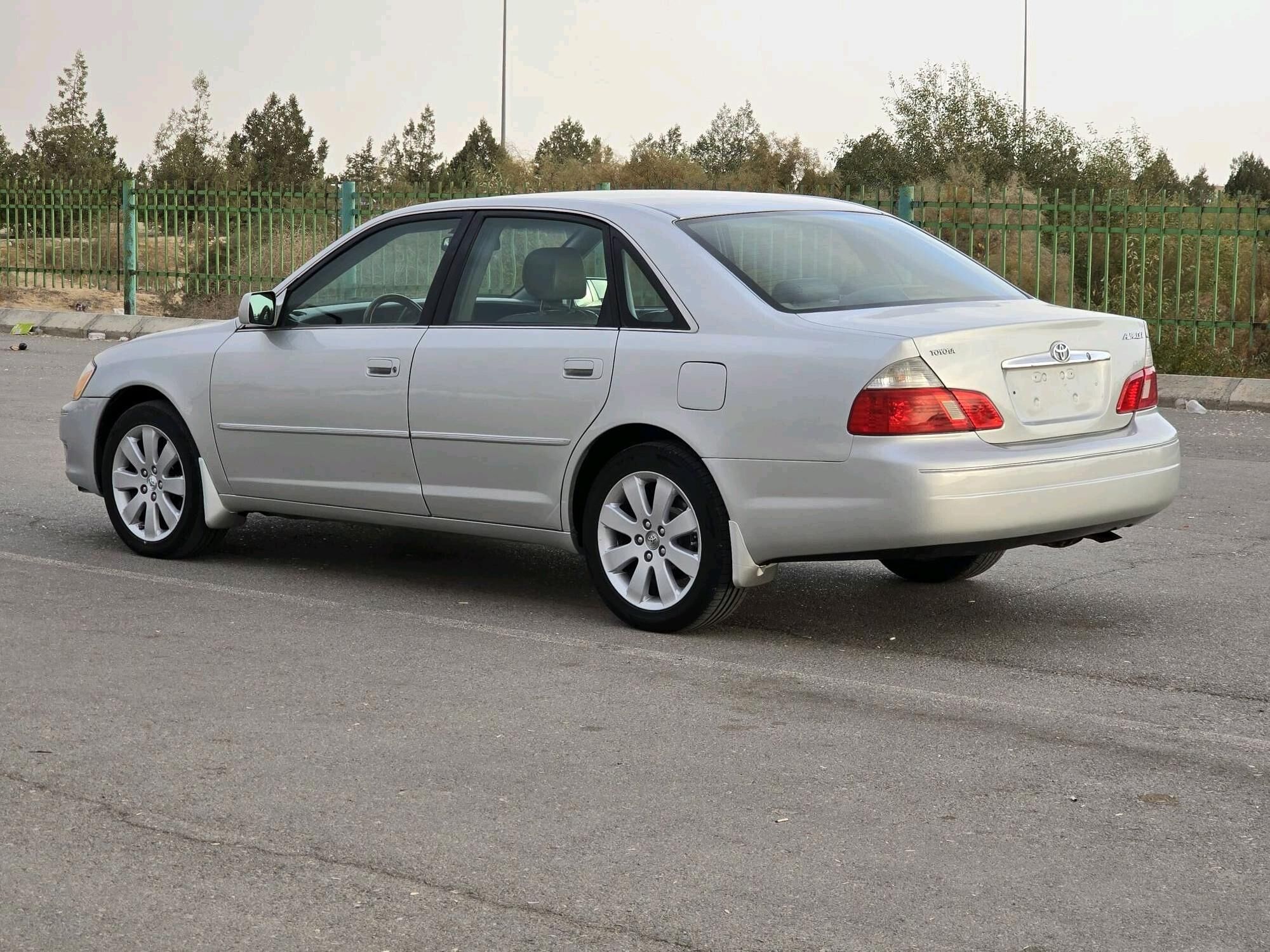 Toyota Avalon 2003 - 175 000 TMT - "Altyn Asyr" Gündogar bazary (Jygyllyk) - img 2