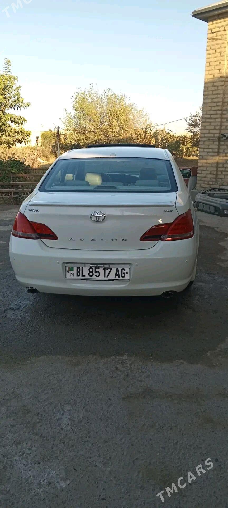 Toyota Avalon 2006 - 160 000 TMT - Сакарчага - img 3