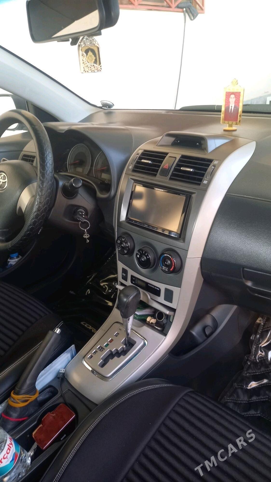 Toyota Corolla 2010 - 145 000 TMT - Aşgabat - img 4