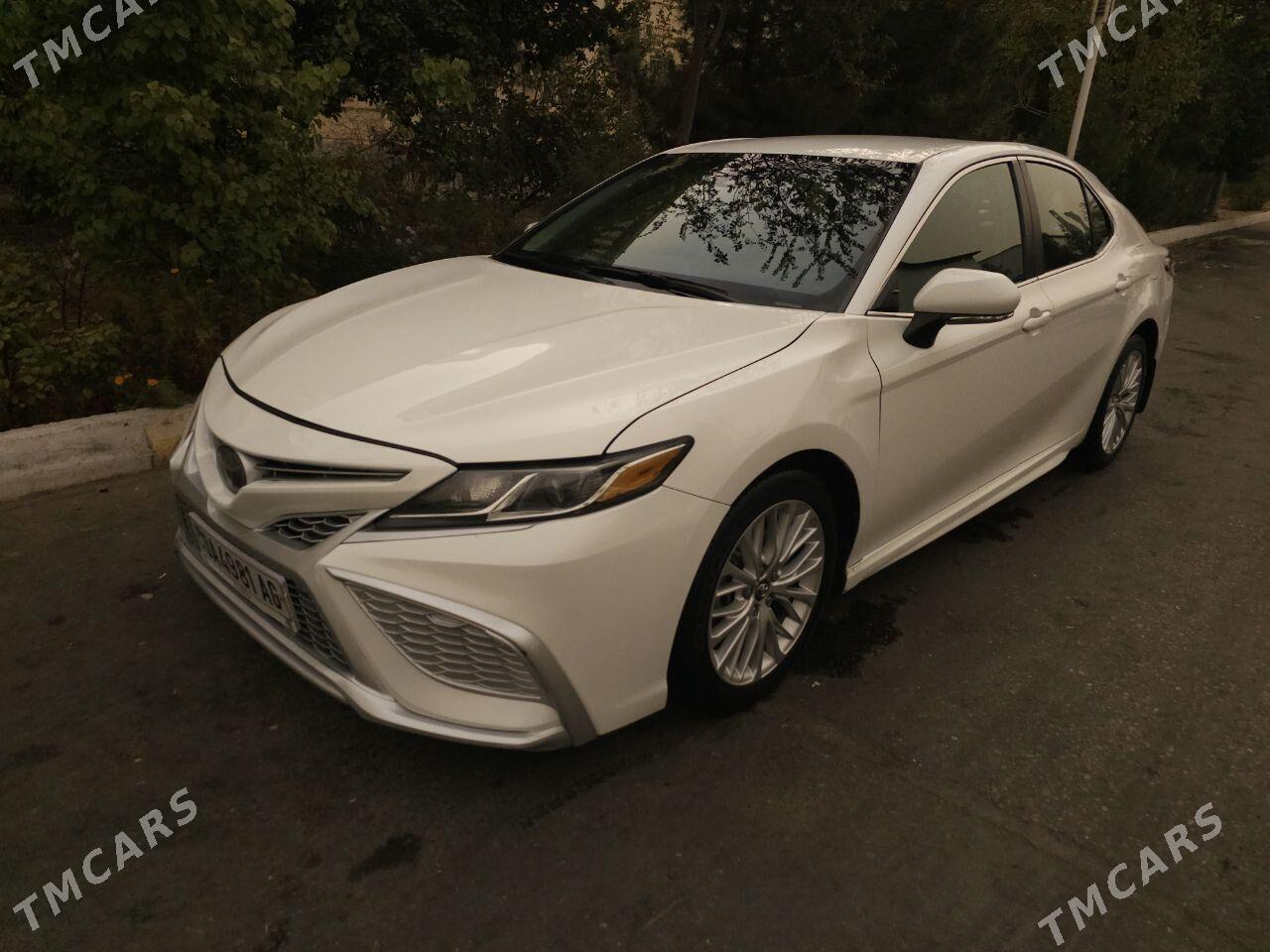 Toyota Camry 2018 - 305 000 TMT - ул. Подвойского (Битарап Туркменистан шаёлы) - img 1