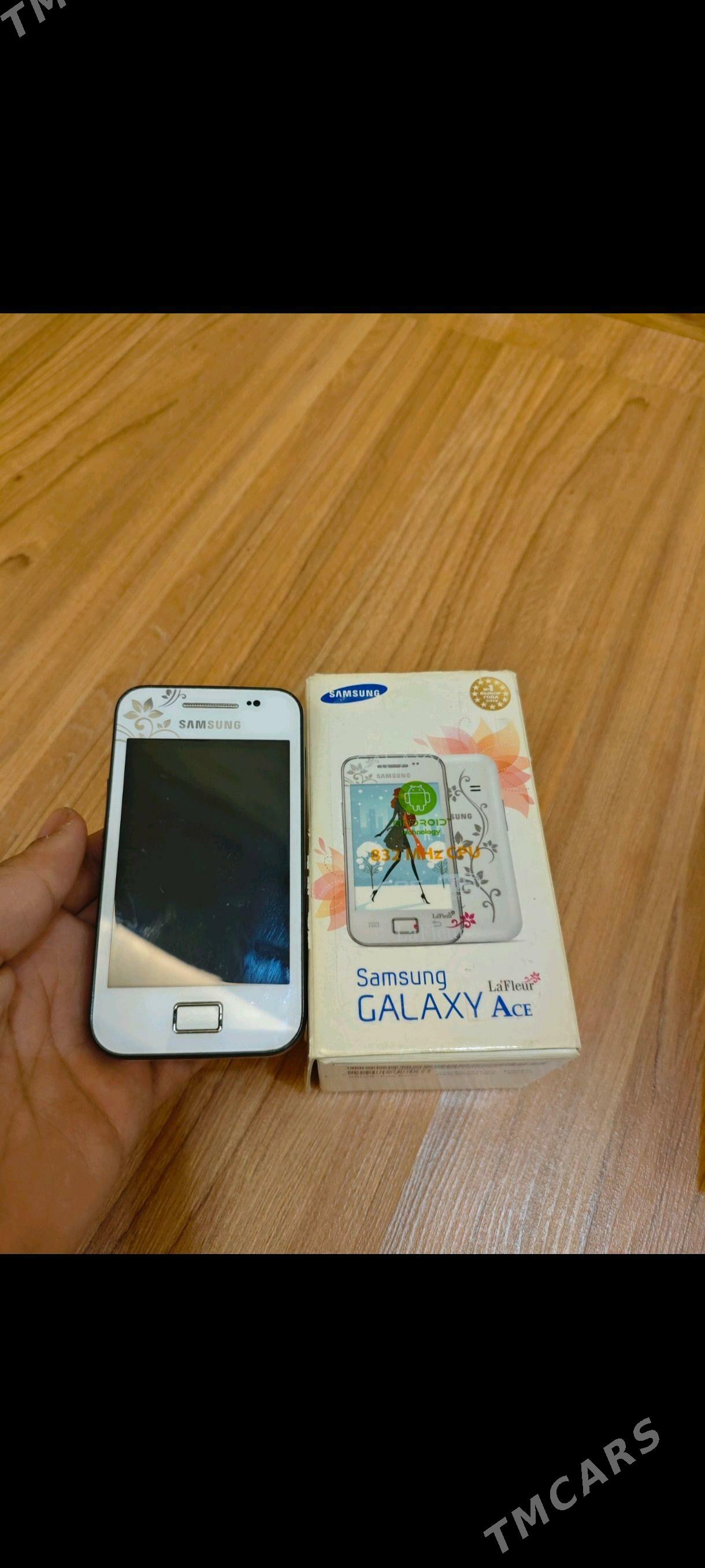 Mi play & Samsung ace - Aşgabat - img 3