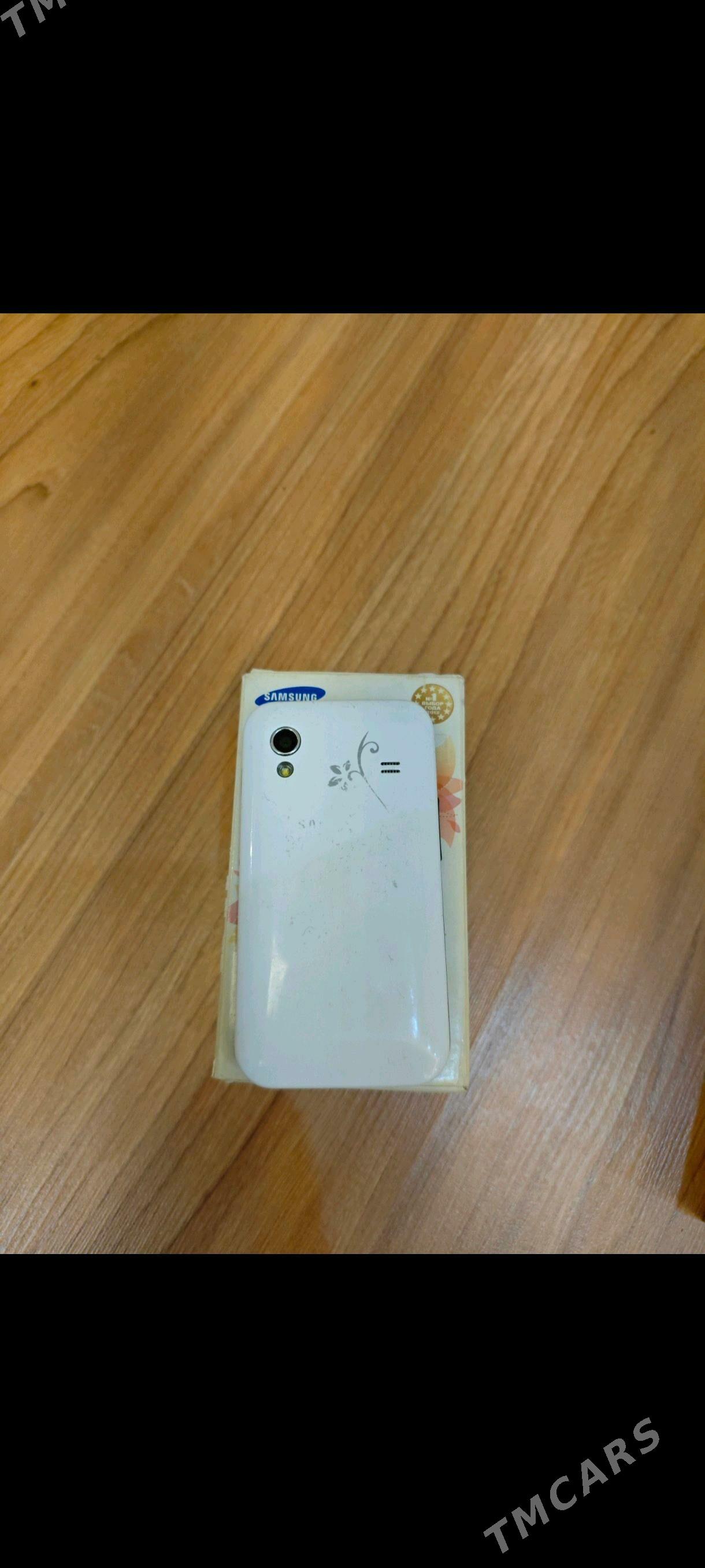 Mi play & Samsung ace - Aşgabat - img 2