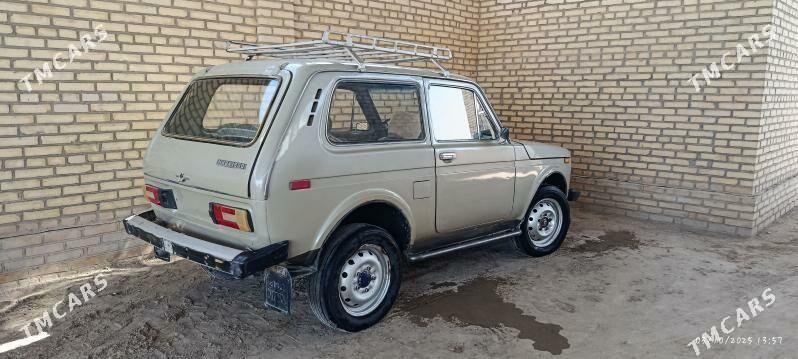 Lada Niva 1988 - 30 000 TMT - Hojambaz - img 4