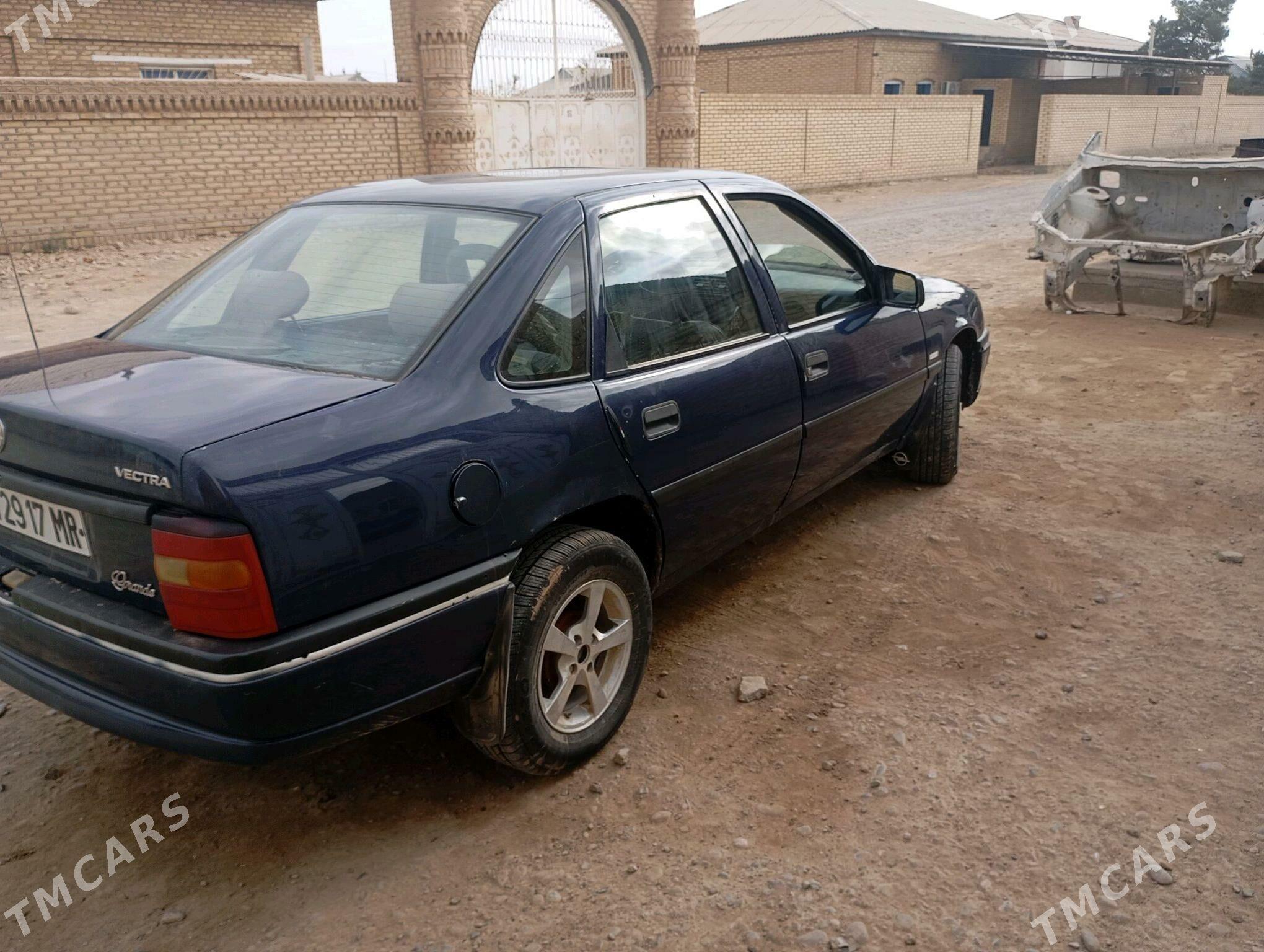 Opel Vectra 1993 - 28 000 TMT - Mary - img 4