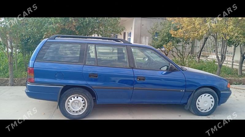 Opel Astra 1992 - 30 000 TMT - Mary - img 1