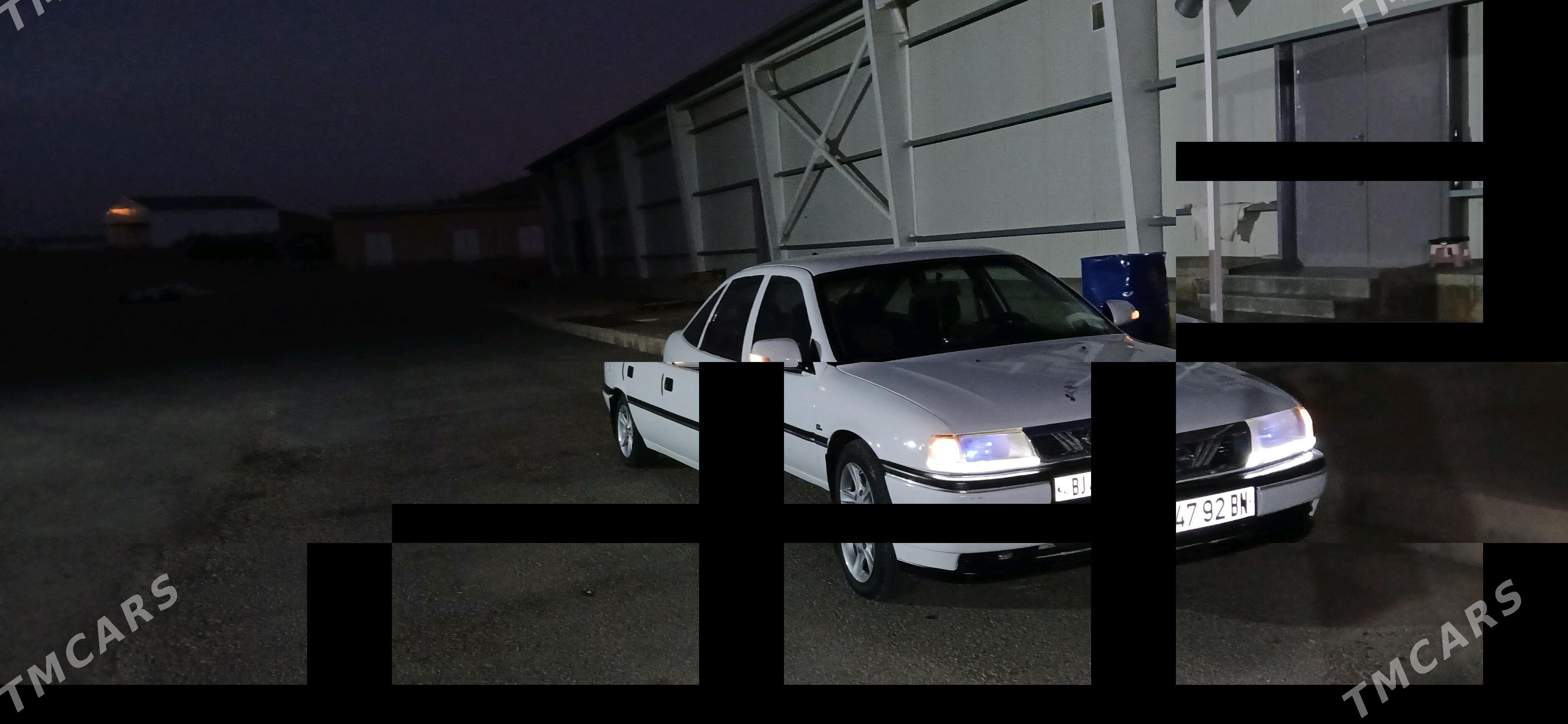 Opel Vectra 1992 - 42 000 TMT - Gyzylarbat - img 1