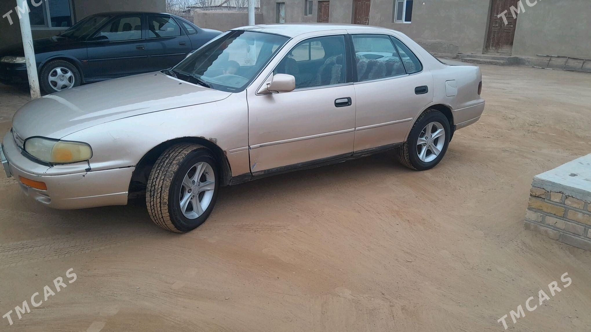 Toyota Camry 1993 - 54 000 TMT - Ýolöten - img 8