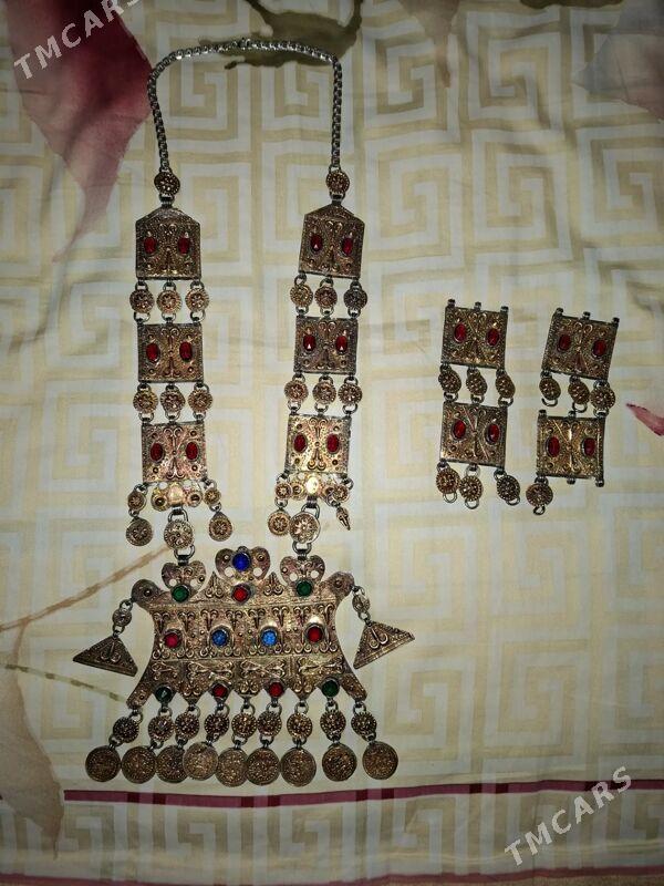 Gadymy kümüş gyzyl çaýlan asyk - Гызыларбат - img 2